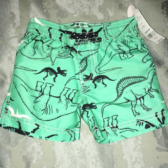 Baby boy rashguard and swim trunk set - Picture 5 of 7